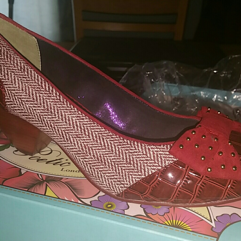 Poetic licence heels